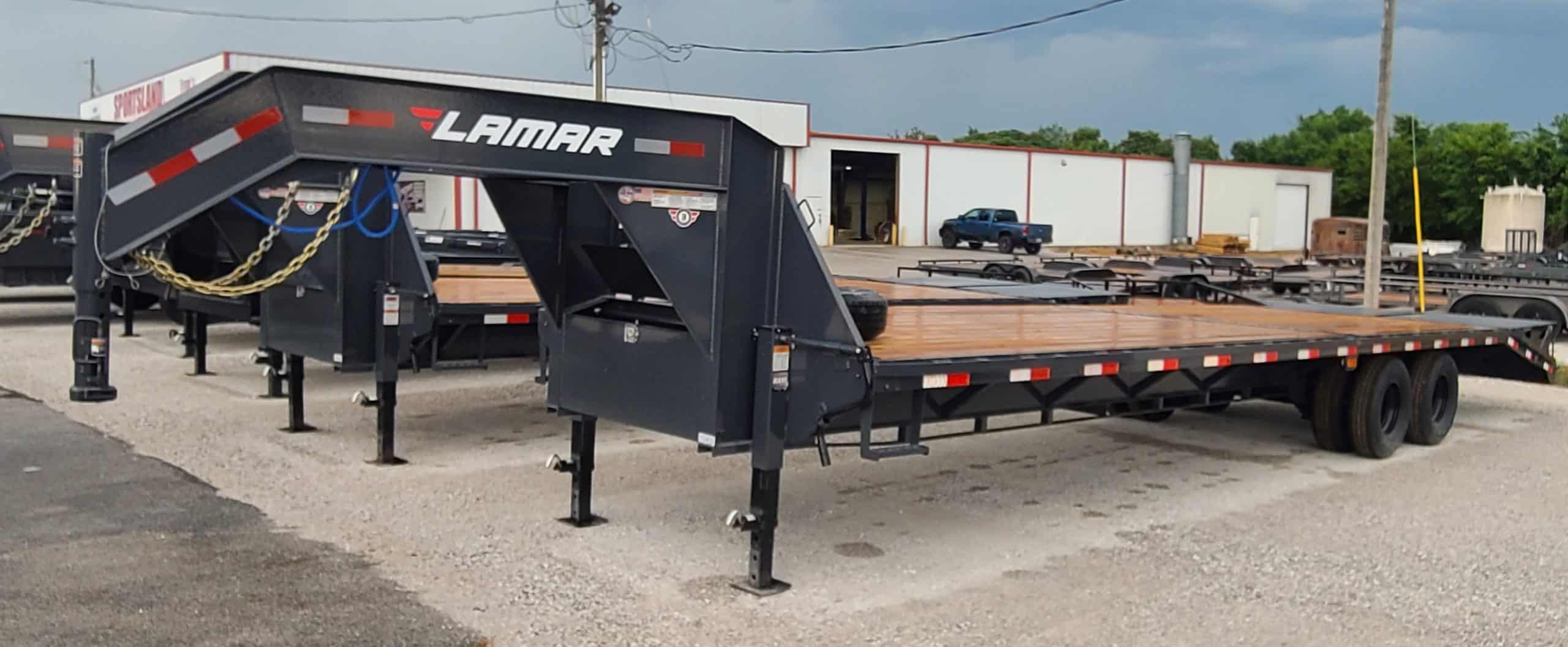 SPECIAL PRICING ON ALL IN STOCK LAMAR TRAILERS! 2023 LAMAR 102" x 32
